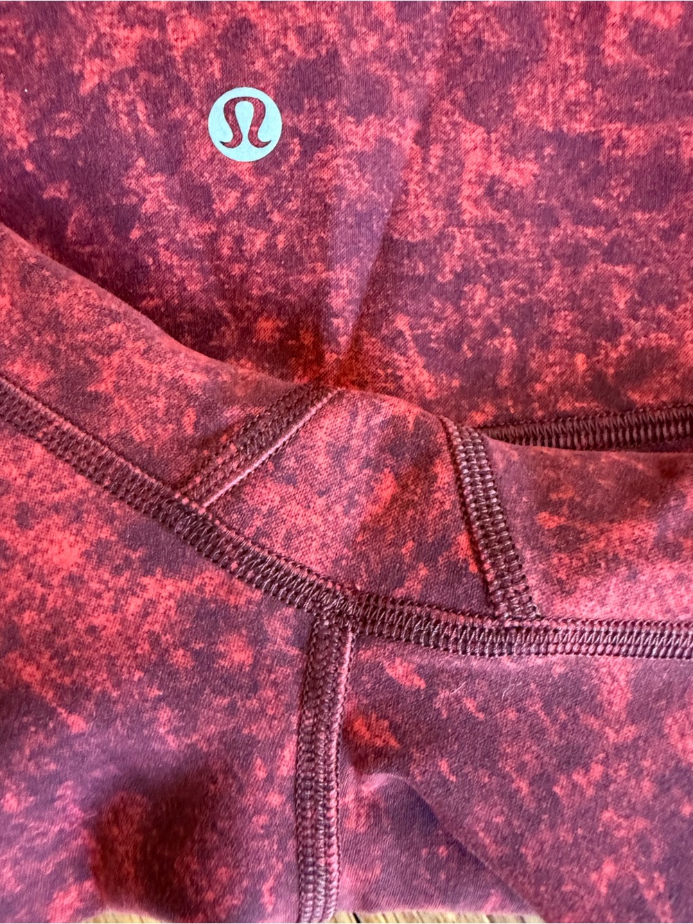 Lululemon Fast & Free High Rise Crop 23" Size 6 Crushed Marble Print Leggings - Picture 4 of 7